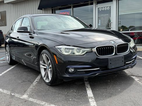 Used 2018 BMW 330i xDrive Sedan w/ Convenience Package AWD/4WD image 8