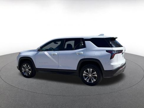 Used 2025 Chevrolet Equinox LT image 10