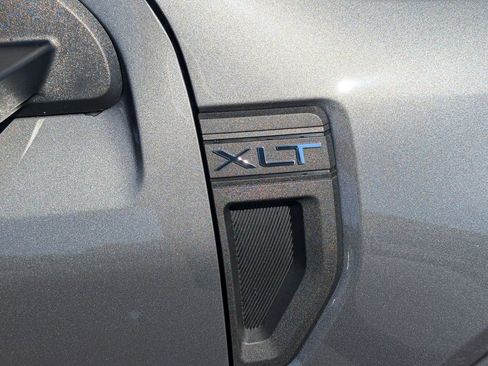 New 2025 Ford Maverick XLT w/ XLT Luxury Package image 16