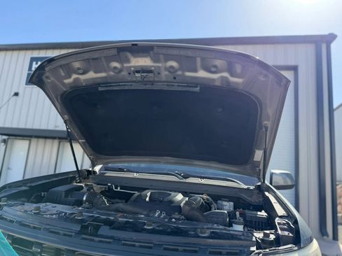 Used 2019 Chevrolet Colorado ZR2 AWD/4WD image 46