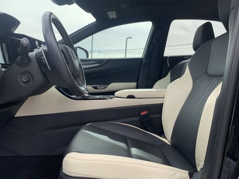 Used 2023 Lexus NX 350 AWD image 16