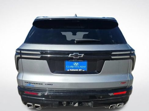 Used 2024 Chevrolet Traverse RS AWD/4WD image 6