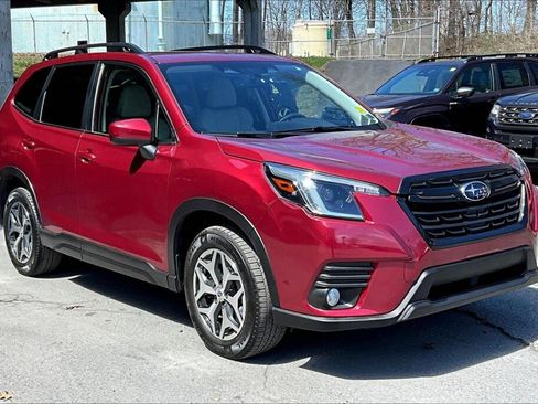 Used 2022 Subaru Forester Premium AWD/4WD image 19