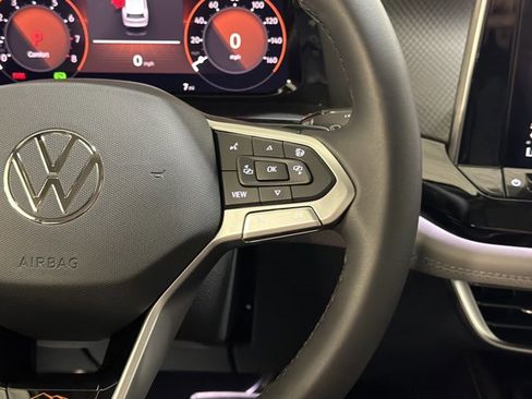New 2026 Volkswagen Atlas Peak Edition AWD/4WD image 31