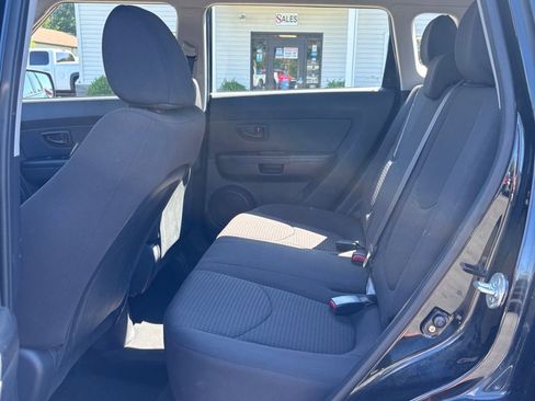Used 2013 Kia Soul FWD image 10