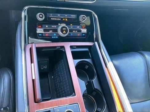 Used 2023 Lincoln Navigator Reserve image 37