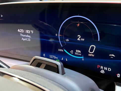 New 2026 Cadillac Lyriq Premium Luxury AWD/4WD image 20
