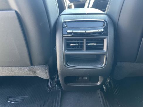 Used 2021 Cadillac XT5 Premium Luxury image 26