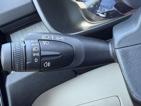 New 2026 Volvo XC40 B5 Ultra w/ Protection Package image 27