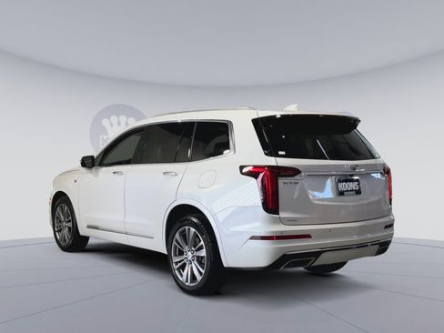 Used 2023 Cadillac XT6 Premium Luxury AWD/4WD image 8