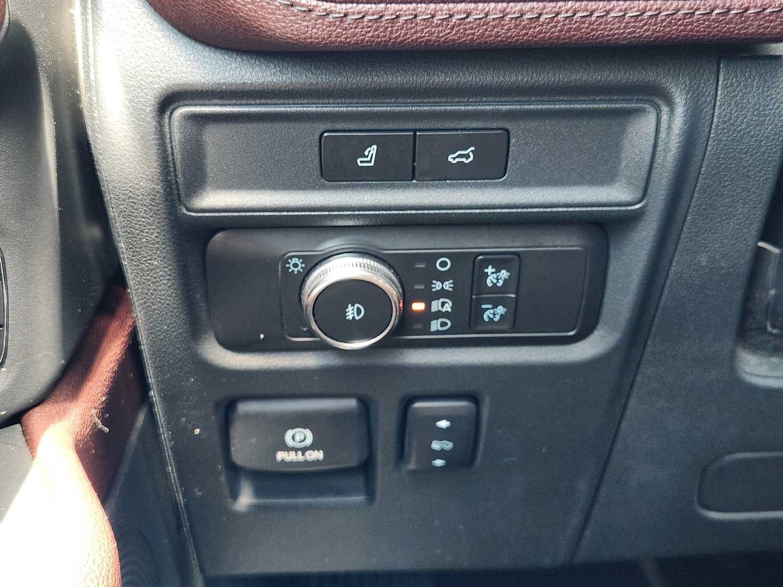 Used 2022 Ford Expedition Limited RWD image 21