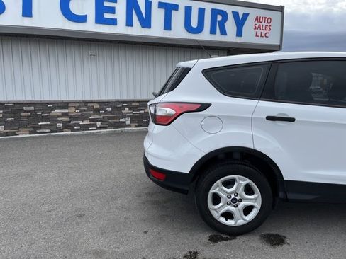 Used 2018 Ford Escape S image 11
