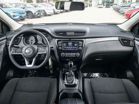 Used 2019 Nissan Rogue Sport S w/ Appearance Package FWD image 14
