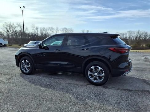 Used 2025 Chevrolet Blazer LT FWD image 27