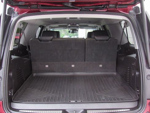 Used 2019 GMC Yukon XL SLT w/ Open Road Package image 23