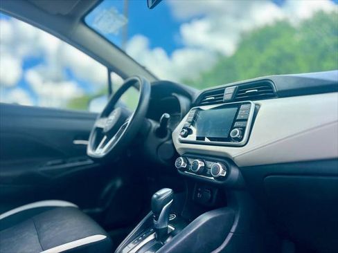 Used 2021 Nissan Versa SV image 17