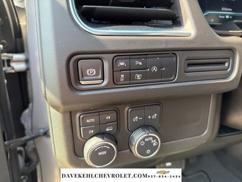 Used 2024 Chevrolet Tahoe RST w/ Luxury Package AWD/4WD image 12