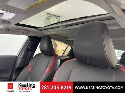 Used 2024 Toyota Prius Prime Premium image 29