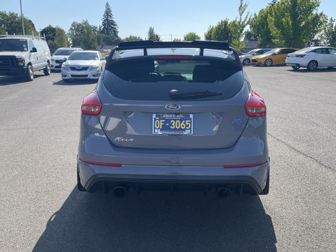 Used 2017 Ford Focus RS AWD/4WD image 4