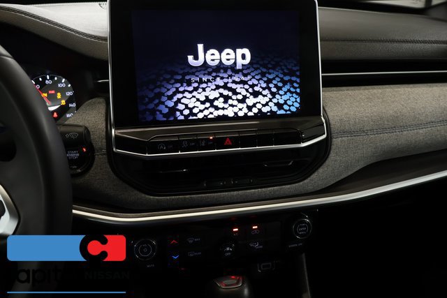 Used 2024 Jeep Compass Latitude AWD/4WD image 18