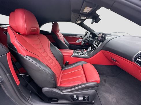 Used 2023 BMW M850i xDrive Convertible image 28