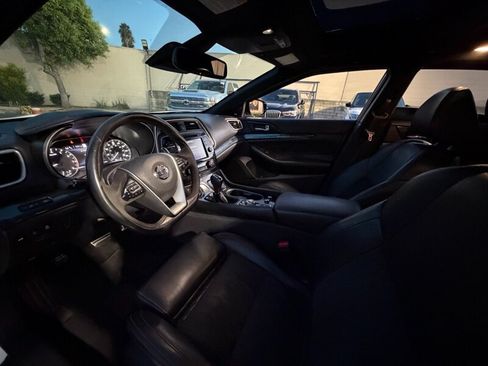 Used 2019 Nissan Maxima SR w/ Premium Package FWD image 27