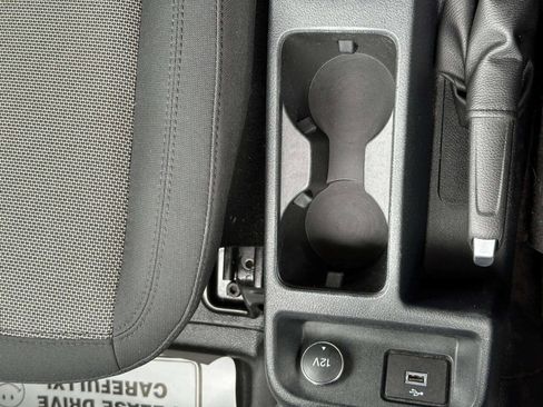 Used 2020 Ford Transit Connect XL image 31