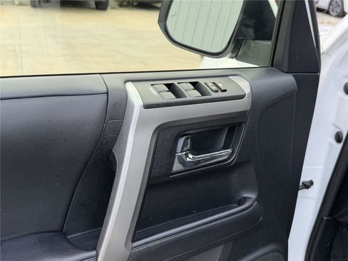 Used 2024 Toyota 4Runner SR5 AWD/4WD image 12