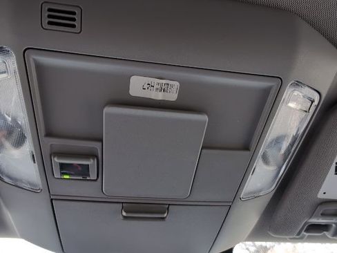 Used 2020 Toyota Tundra SR5 w/ TRD Off-Road Package image 20