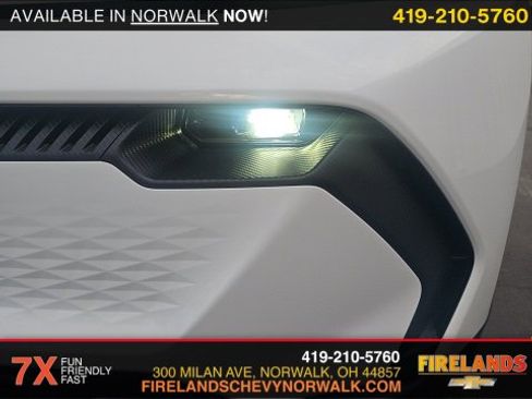 New 2026 Chevrolet Equinox EV LT image 12