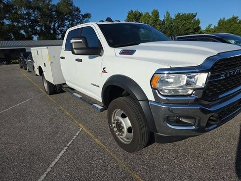 Used 2023 RAM 4500 SLT w/ Quick Order Package 2YG SLT AWD/4WD image 6