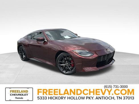 Used 2025 Nissan Z Performance w/ Floor Mat Package RWD image 1