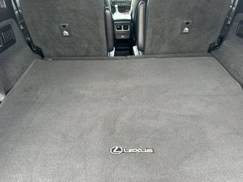 Used 2018 Lexus RX 450hL Premium w/ Premium Package AWD/4WD image 16