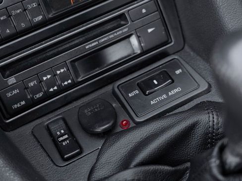 Used 1992 Mitsubishi 3000GT VR-4 image 28