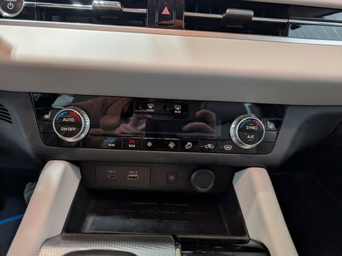 Used 2023 Mitsubishi Outlander SEL 40th Anniversary image 23