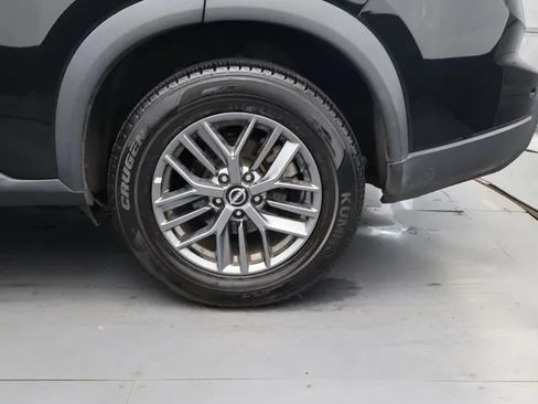 Used 2024 Nissan Rogue S AWD/4WD image 34