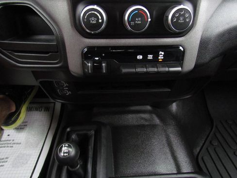 Used 2019 RAM 3500 Tradesman AWD/4WD image 20