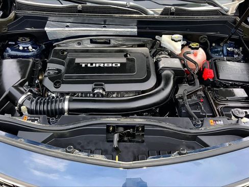 Used 2019 Cadillac XT4 Premium Luxury FWD image 31