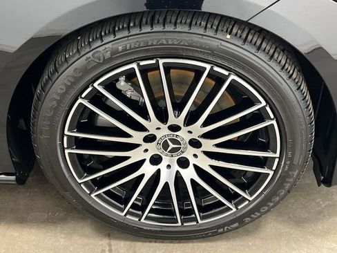 Used 2022 Mercedes-Benz C 300 4MATIC Sedan image 5