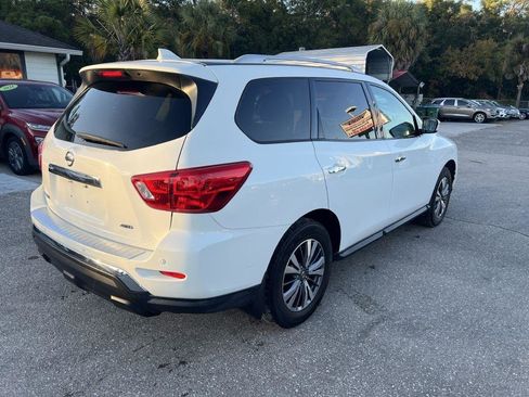 Used 2020 Nissan Pathfinder S image 5