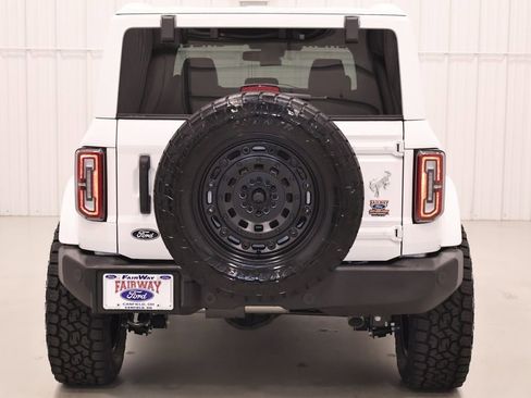 New 2026 Ford Bronco Outer Banks AWD/4WD image 8