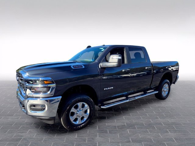 Used 2026 RAM 2500 Big Horn AWD/4WD image 3