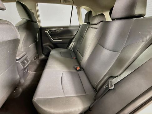 Used 2025 Toyota RAV4 LE AWD/4WD image 20