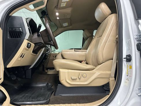 Used 2018 Ford F150 Lariat AWD/4WD image 17