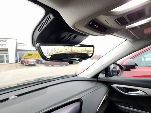 New 2026 Buick Envision Avenir image 12