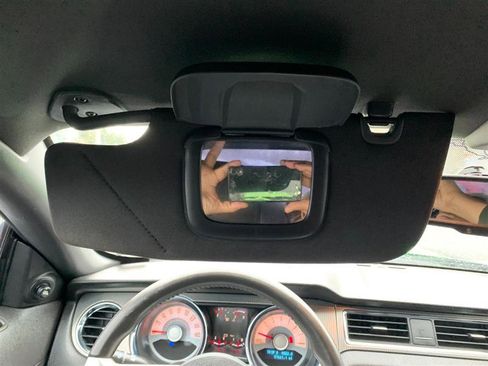 Used 2011 Ford Mustang GT Premium w/ 401A Rapid Spec Order Code image 39