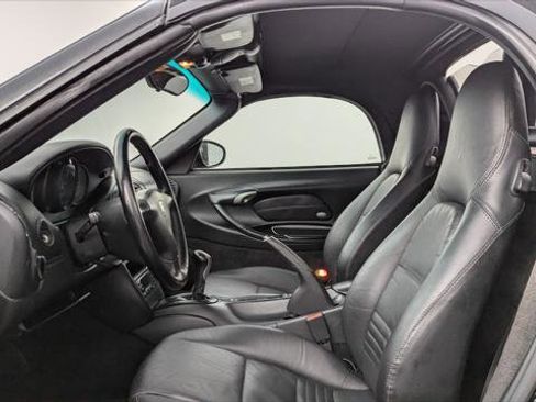 Used 2001 Porsche Boxster image 13