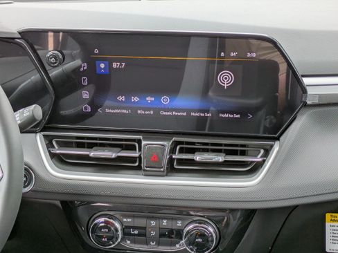 New 2026 Chevrolet TrailBlazer LT w/ Convenience Package FWD image 19