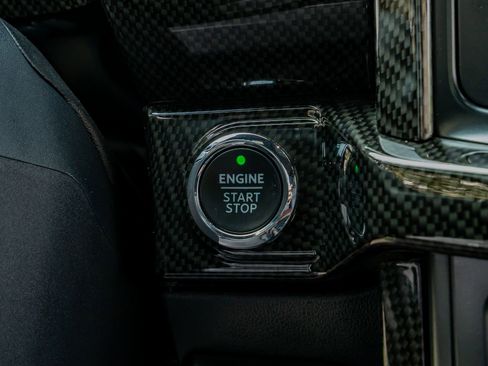 Used 2021 Ford F150 Lariat w/ Equipment Group 502A High image 22