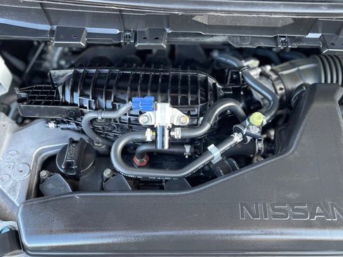 Used 2016 Nissan Rogue SV w/ SV Premium Package image 21